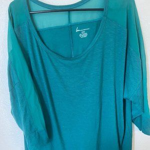 Teal Quarter Length Top with Mesh